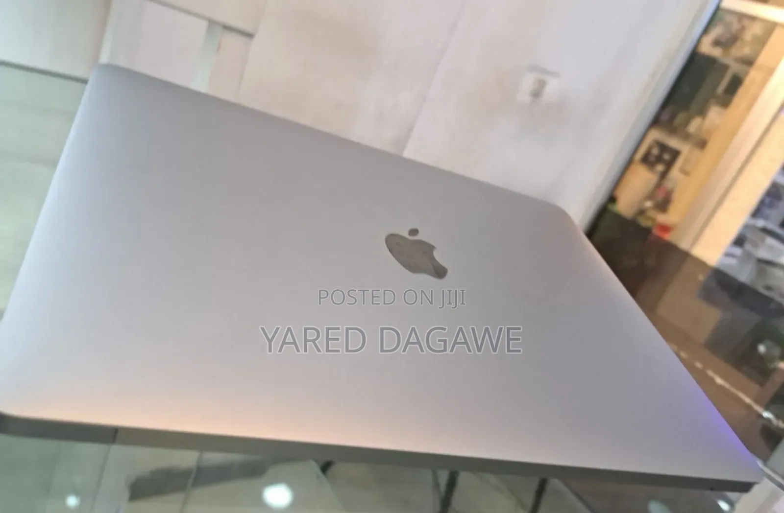 New Laptop Apple MacBook Pro 2019 8GB Intel Core I5 SSD 128GB