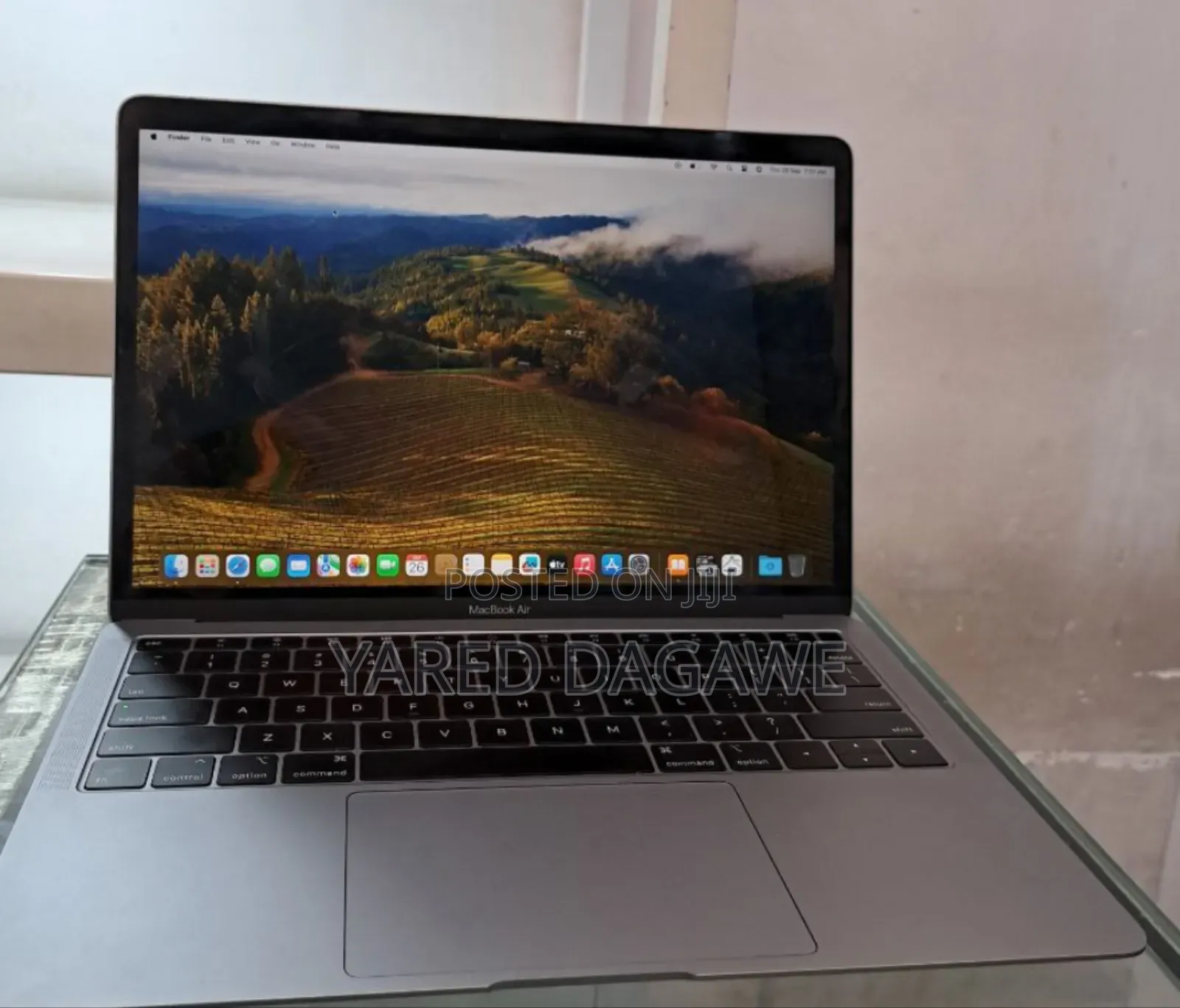 New Laptop Apple MacBook Pro 2019 8GB Intel Core I5 SSD 128GB
