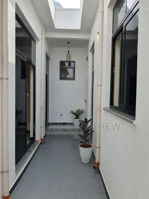 4bdrm Villa in Wosen, Luxury Villa, Yeka for sale