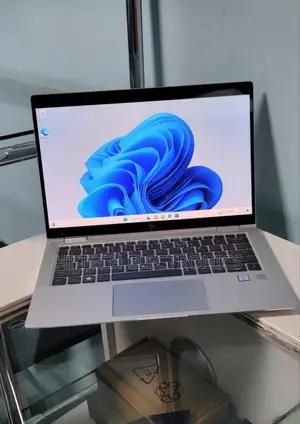 Photo - New Laptop HP Spectre 8GB Intel Core I7 SSD 512GB