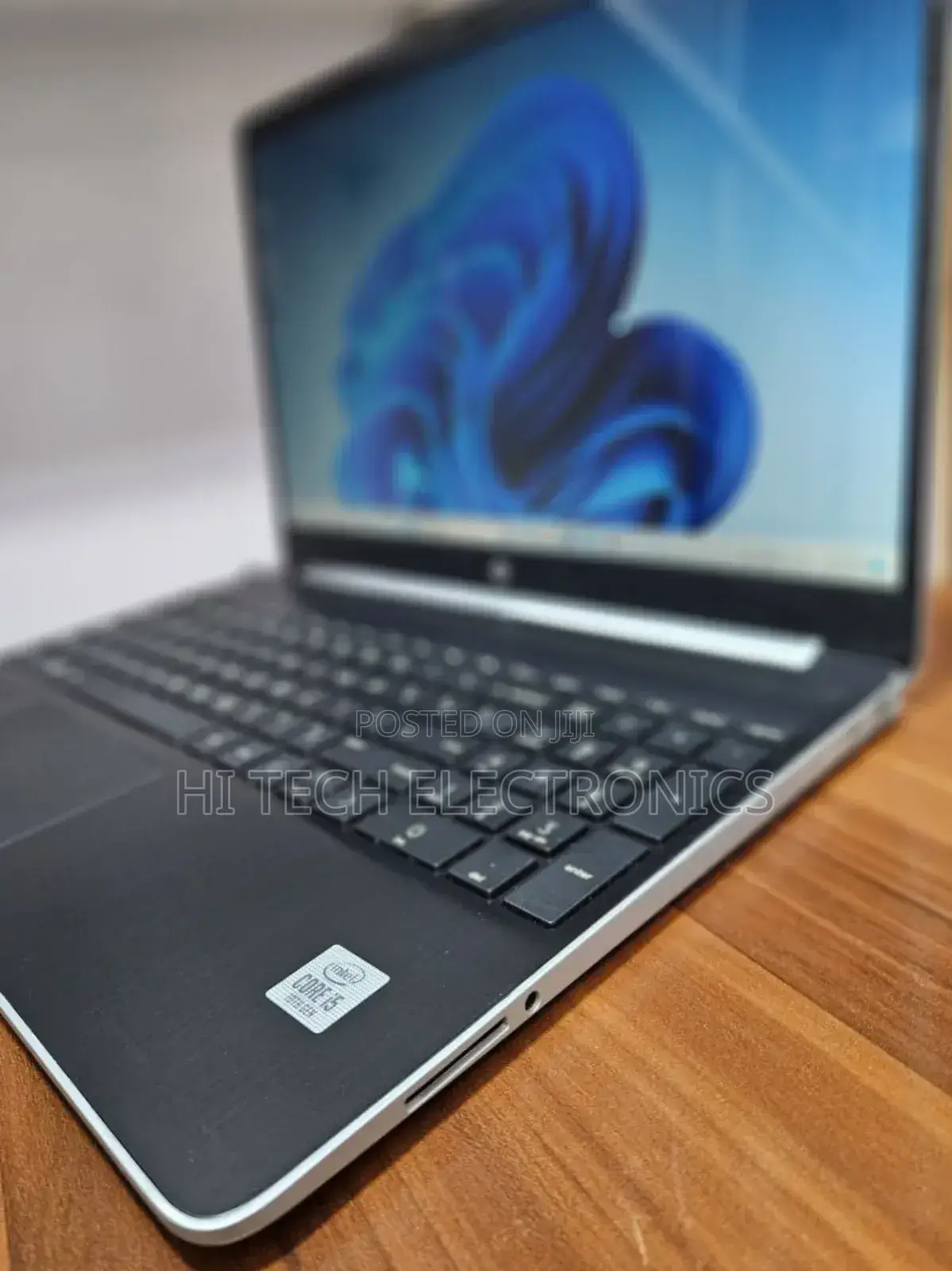 New Laptop HP Stream Notebook 8GB Intel Core I5 HDD 1T