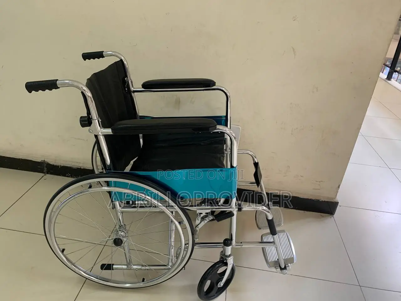 Wheelchair - Self-Propelled Transfer Wheelchairs,17.5"