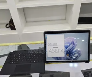 New Laptop Microsoft Surface Pro 9 16GB Intel Core I7 SSD 1T