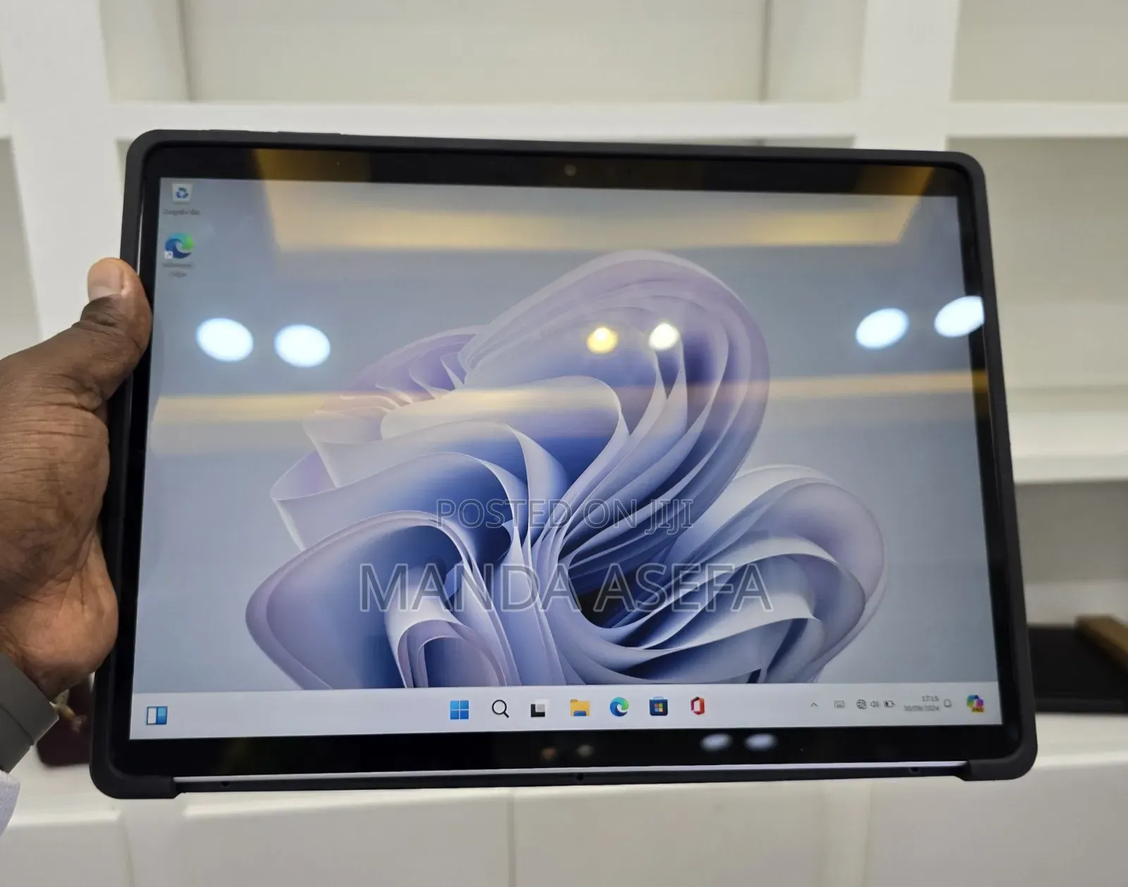 New Laptop Microsoft Surface Pro 9 16GB Intel Core I7 SSD 1T