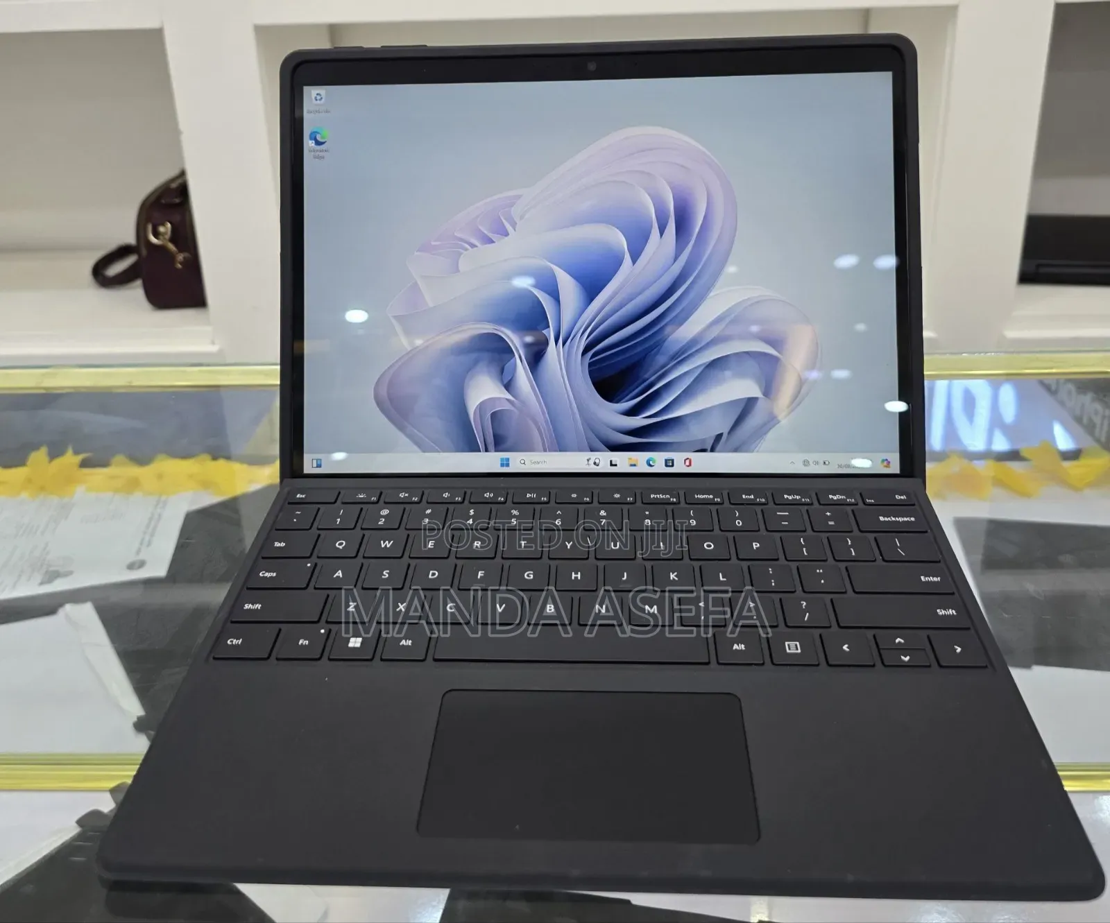 New Laptop Microsoft Surface Pro 9 16GB Intel Core I7 SSD 1T