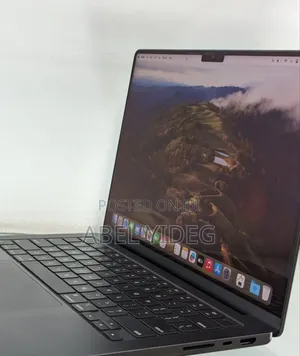 New Laptop Apple MacBook Pro 2023 M3 14-Inch 18GB Apple M3 SSD 512GB