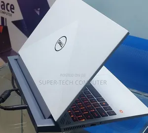 New Laptop Dell G15 5511 16GB AMD Ryzen 5 SSD 512GB