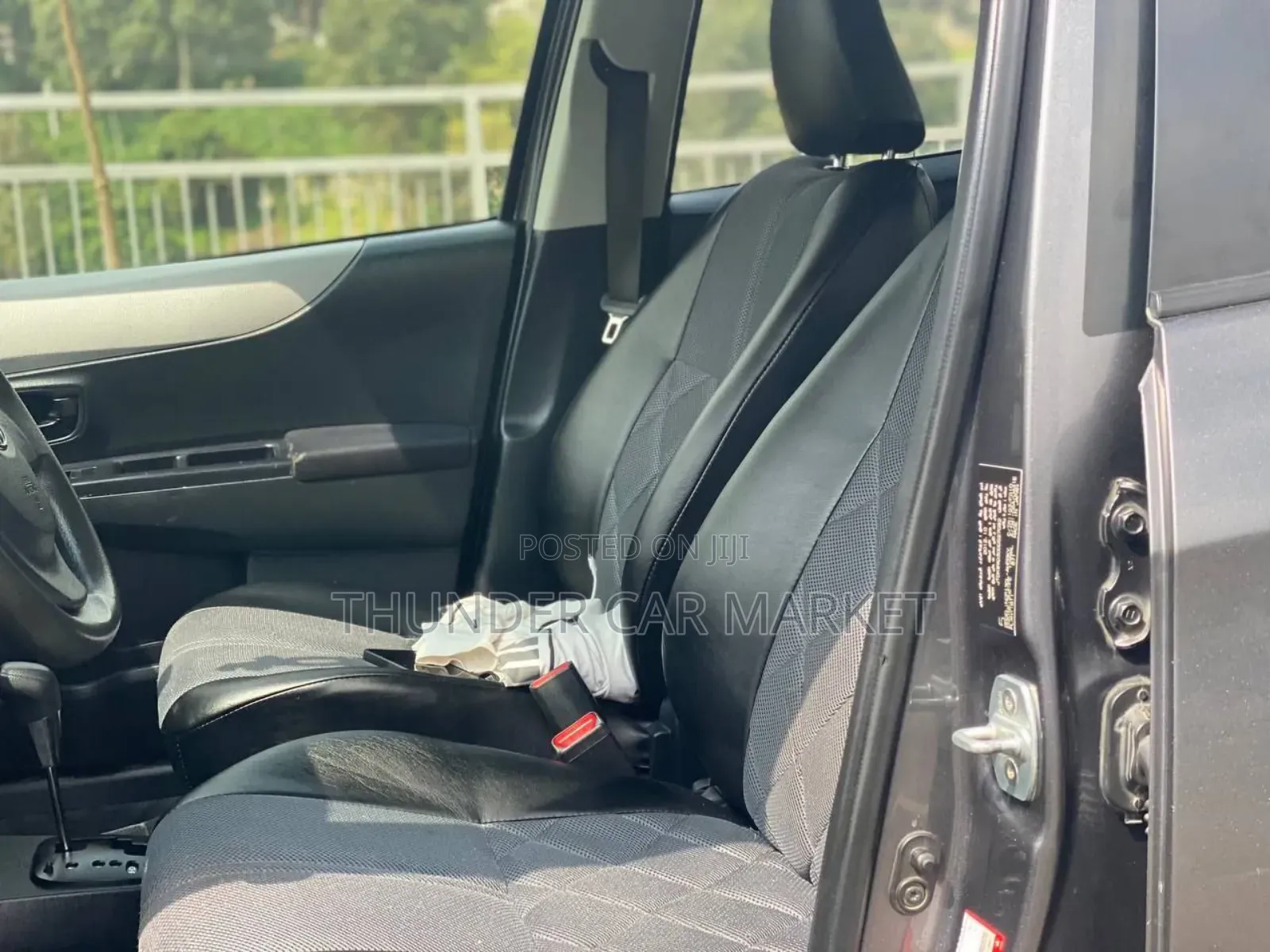 Toyota Yaris 2012 Burgundy