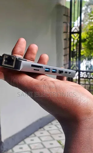 TYPE C to HDTV Convertor 8 in 1 Multi Convertor USB Hub