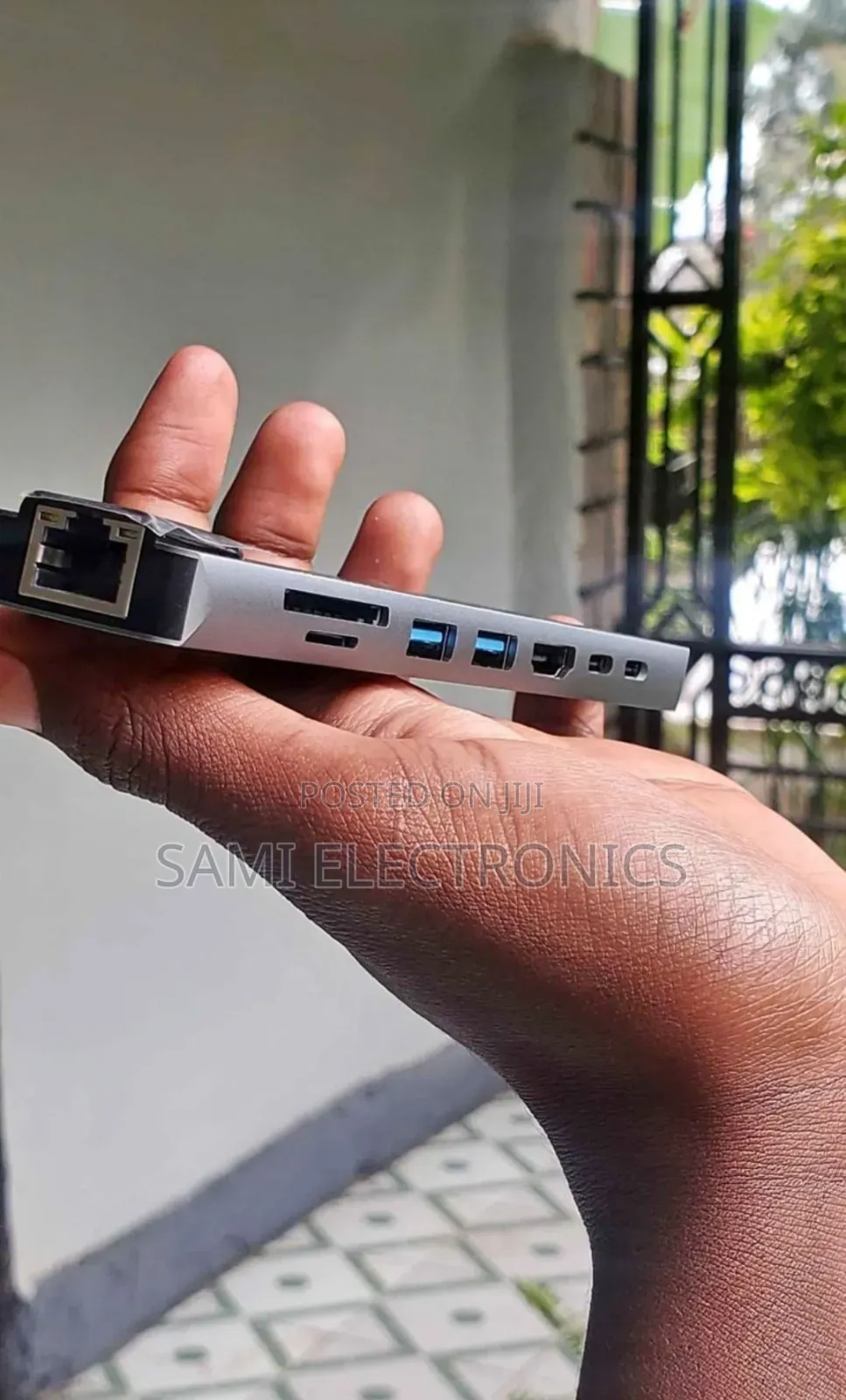 TYPE C to HDTV Convertor 8 in 1 Multi Convertor USB Hub