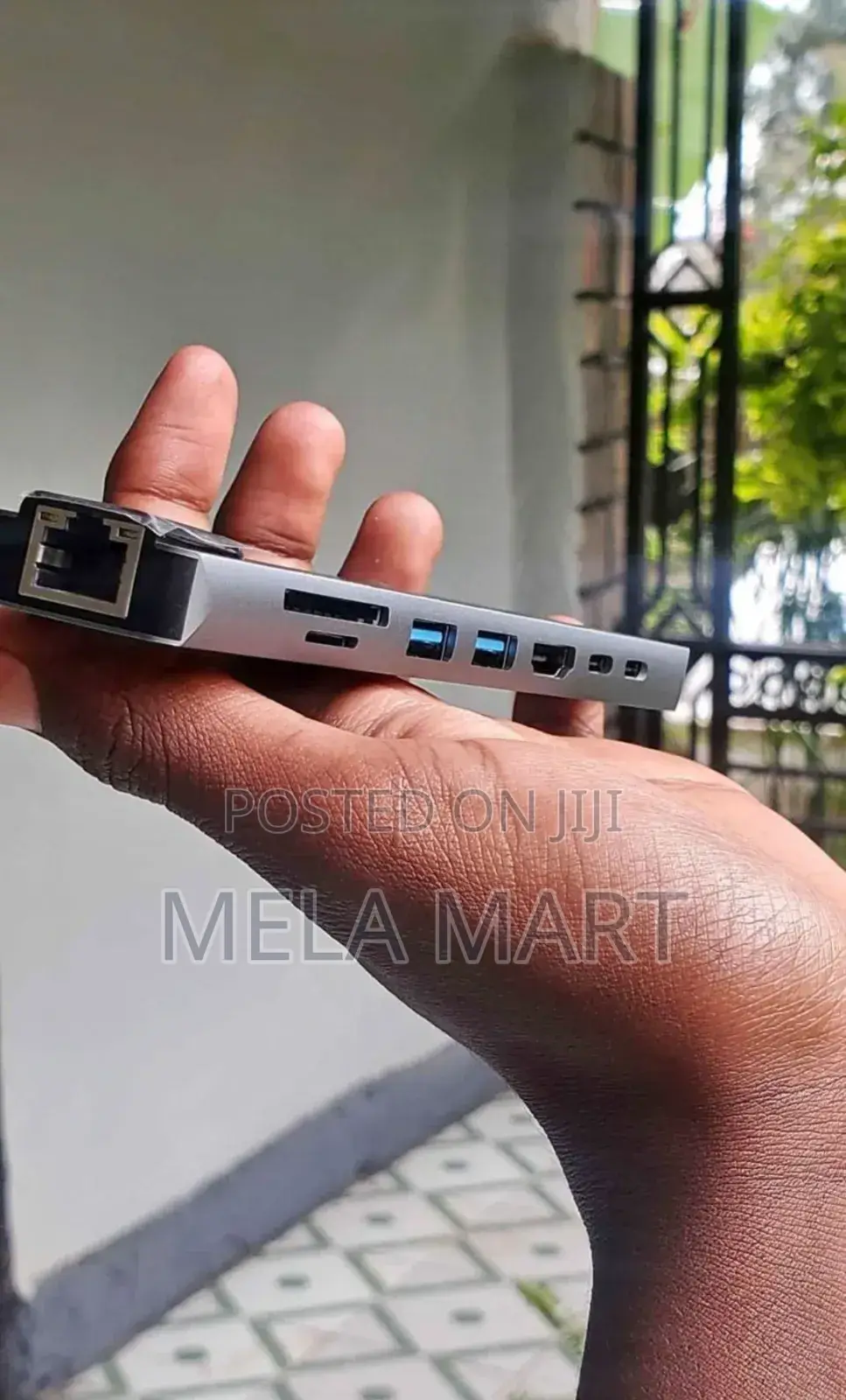 TYPE C to HDTV Convertor 8 in 1 Multi Convertor USB Hub