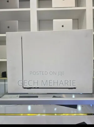 New Laptop Apple MacBook Pro 2023 M3 14-Inch 8GB Apple M3 SSD 256GB