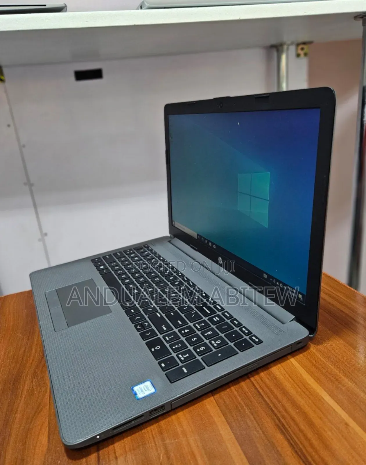 New Laptop HP Stream Notebook 8GB Intel Core I7 SSD 256GB