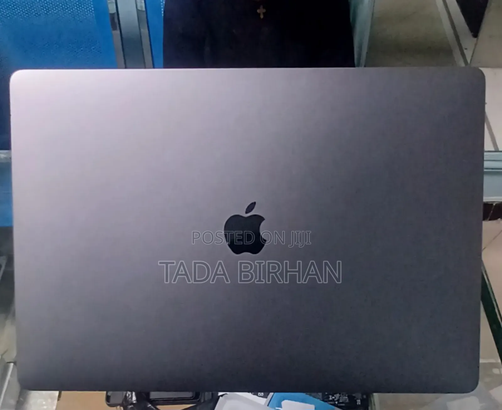 New Laptop Apple MacBook Pro 2017 16GB Intel Core I9 SSD 512GB