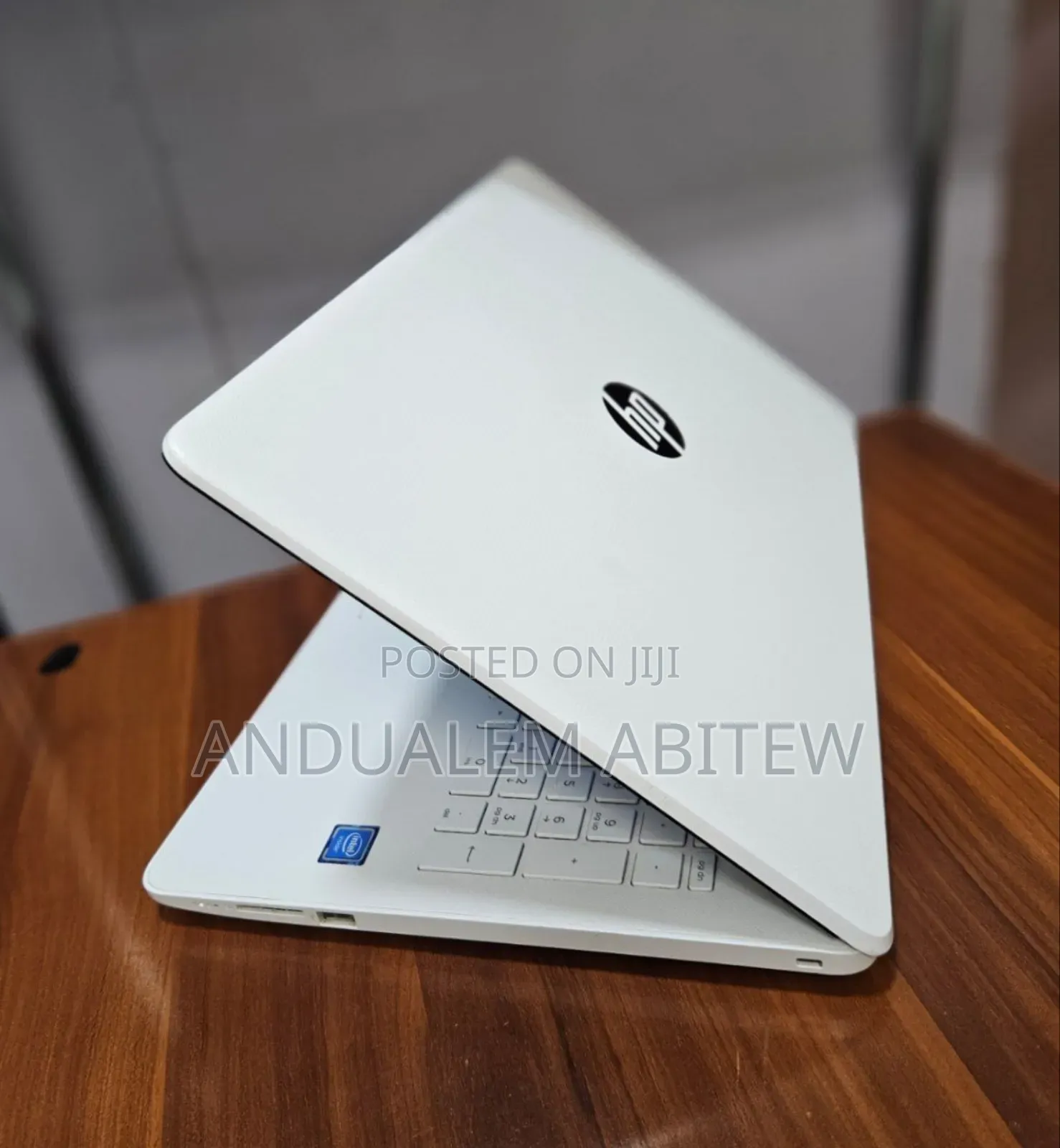 New Laptop HP Stream Notebook 4GB Intel Pentium HDD 1T