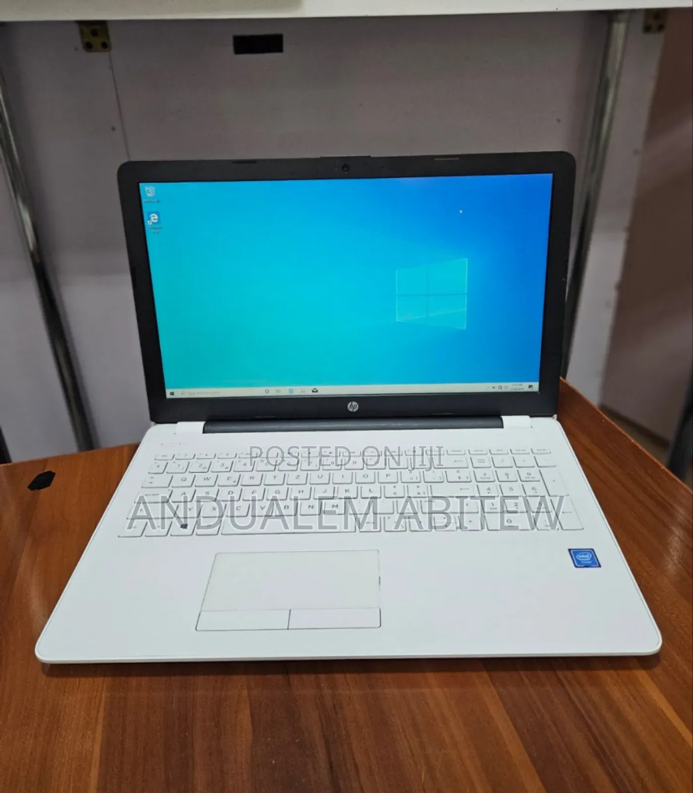 New Laptop HP Stream Notebook 4GB Intel Pentium HDD 1T