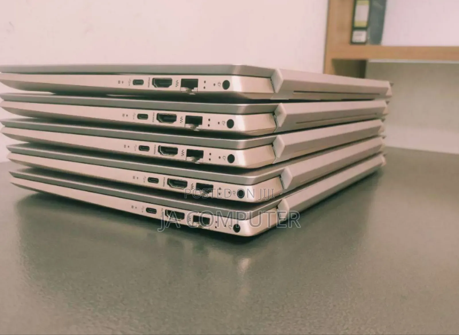 New Laptop HP Pavilion 15 16GB Intel Core I5 SSHD (Hybrid) 750GB