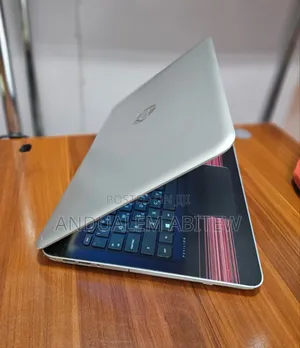 New Laptop HP Pavilion 15 8GB Intel Core I7 HDD 1T