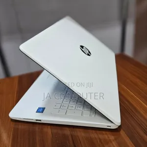 New Laptop HP Stream Notebook 4GB Intel Celeron HDD 1T