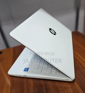 New Laptop HP Stream Notebook 4GB Intel Celeron HDD 1T