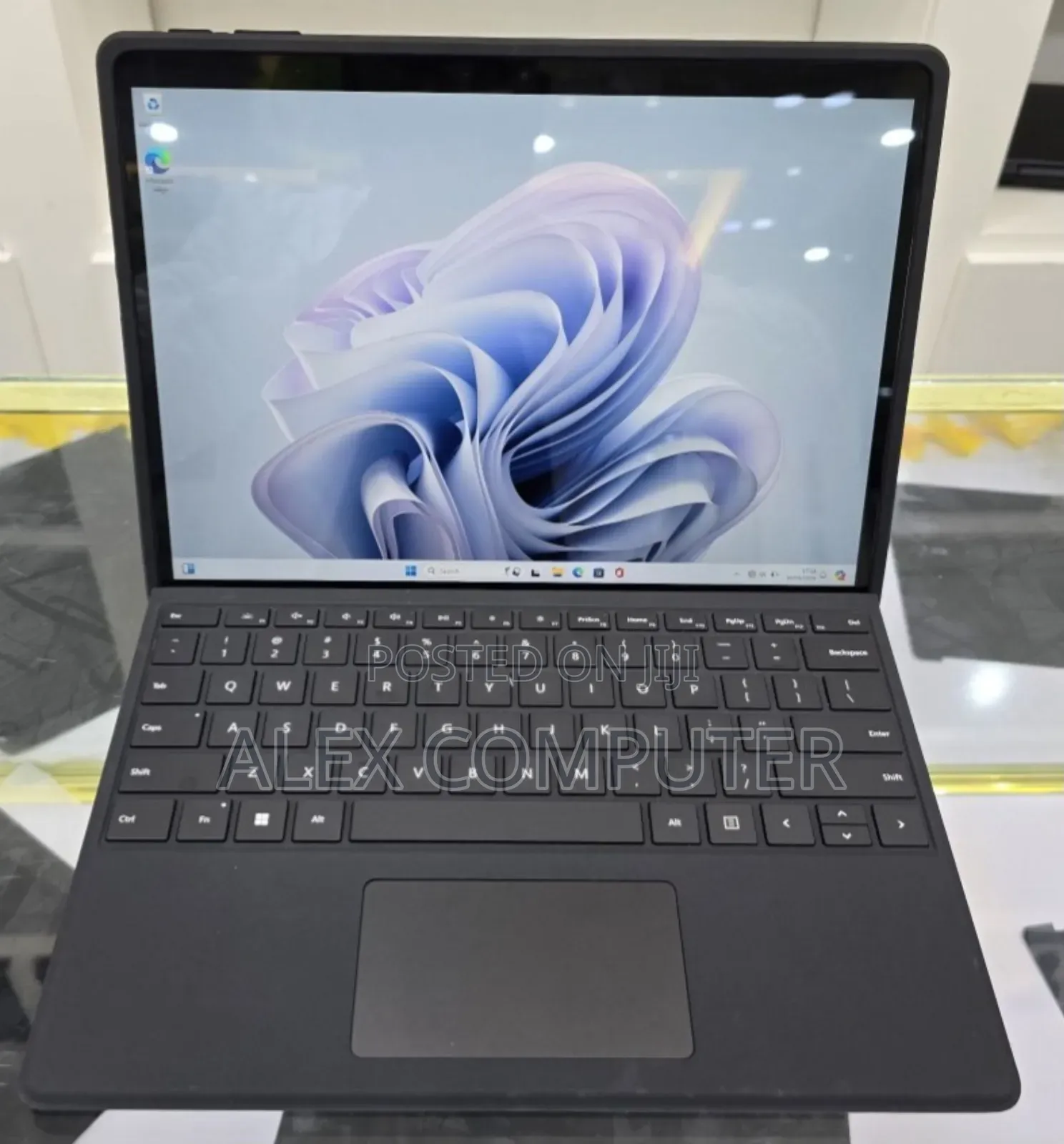 New Laptop Microsoft Surface Pro 9 32GB Intel Core I7 SSD 1T