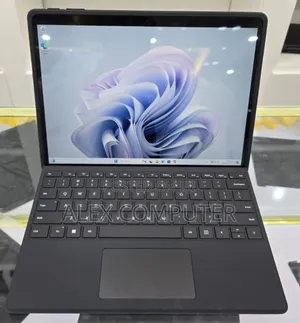 New Laptop Microsoft Surface Pro 9 32GB Intel Core I7 SSD 1T