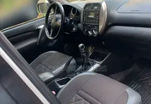 Toyota RAV4 1.8 2004 Silver