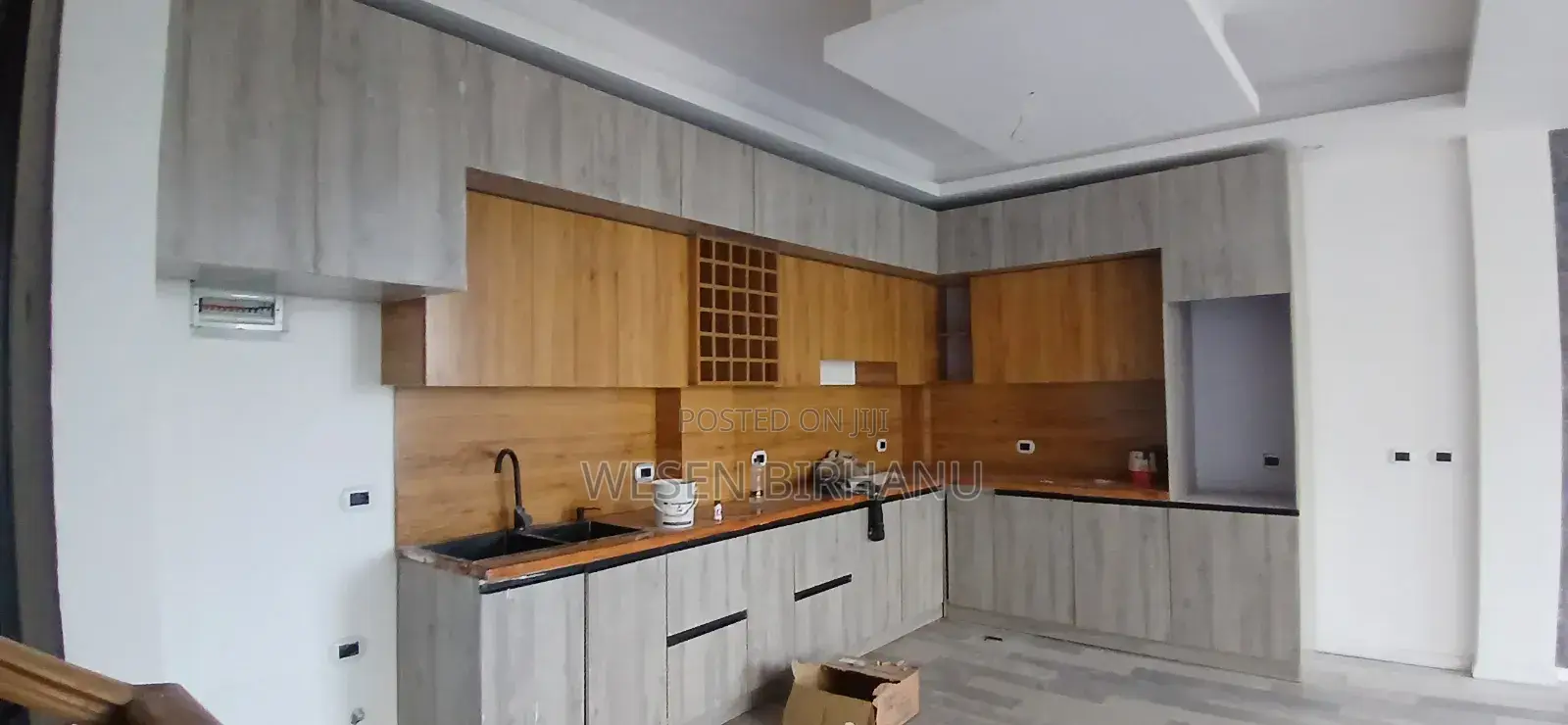 5bdrm House in 72, Bole for rent