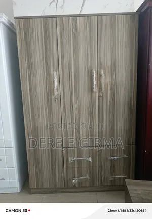 Photo - 1,20cm Lamented Cupboard