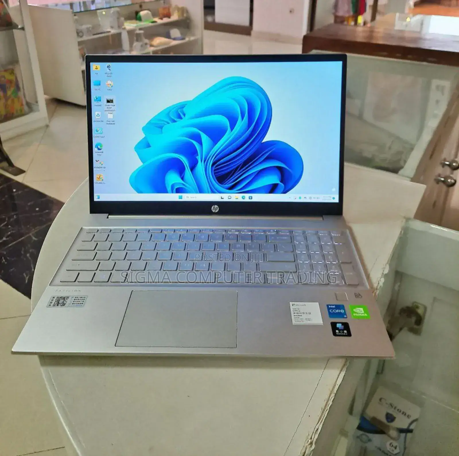 New Laptop HP Pavilion 15 16GB Intel Core I5 SSD 512GB