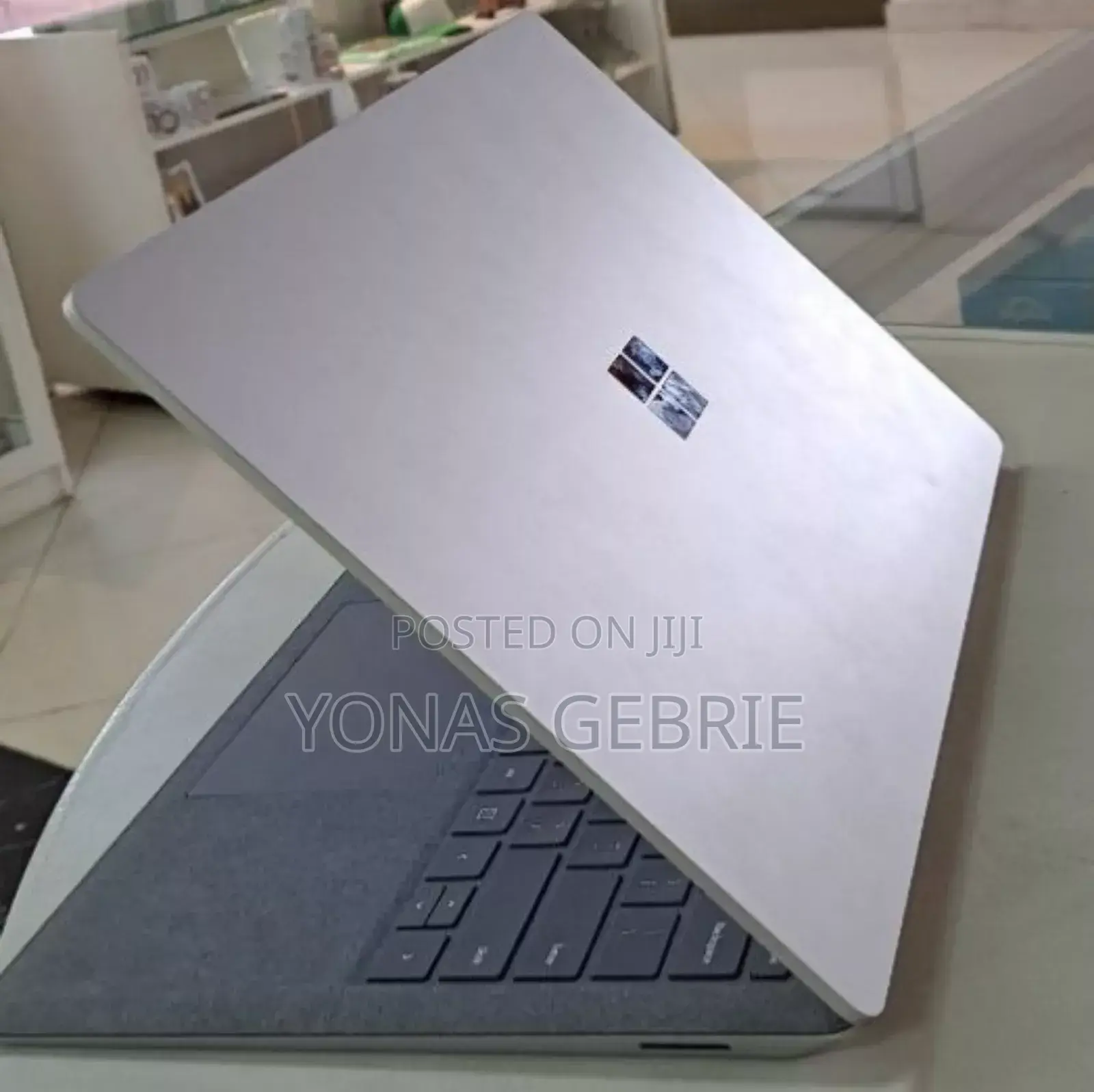 New Samsung Galaxy Book3 Pro 360 16" 16GB Intel Core I7 SSD 256GB