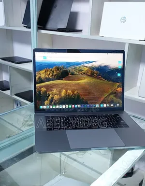 New Laptop Apple MacBook Pro 2019 32GB Intel Core I9 SSD 512GB