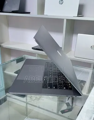 New Laptop Apple MacBook Pro 2019 32GB Intel Core I9 SSD 512GB