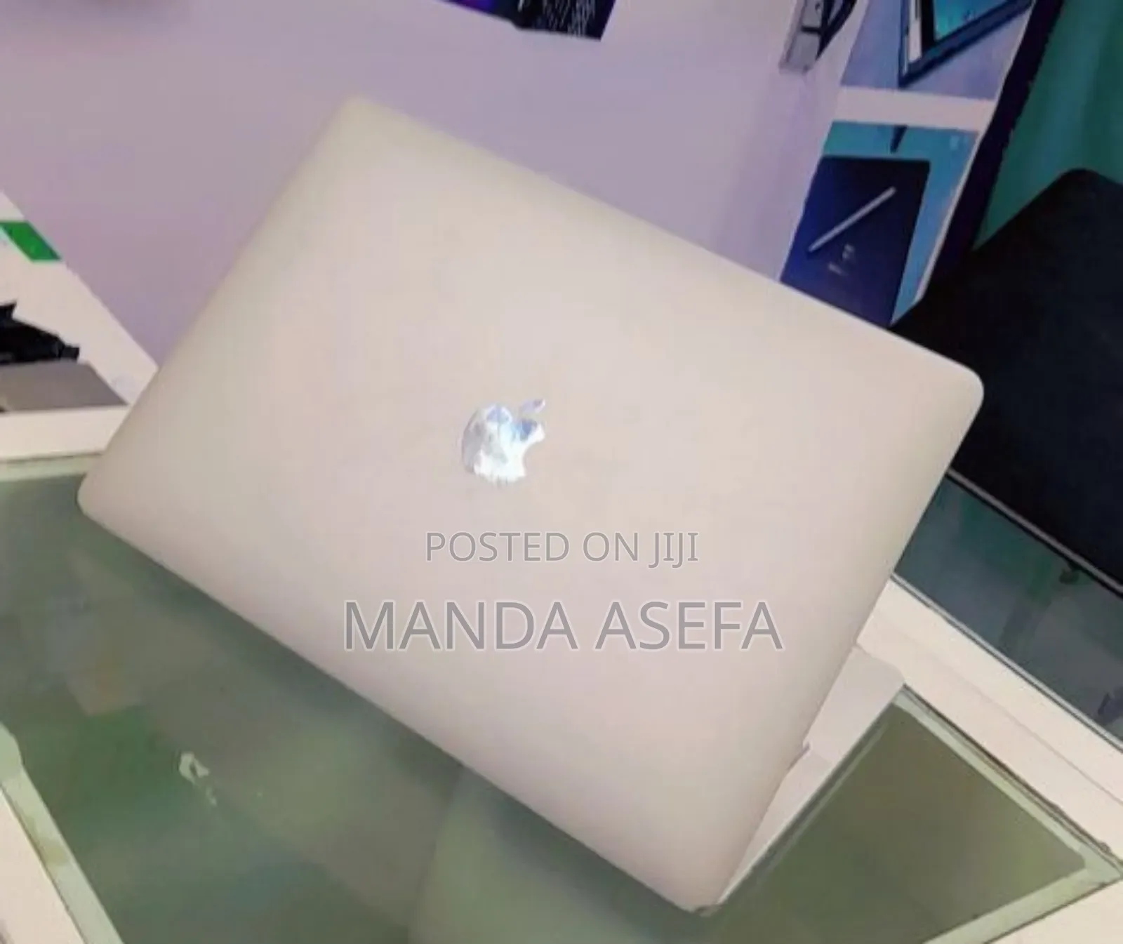 New Laptop Apple MacBook Pro 8GB Apple M2 SSD 512GB