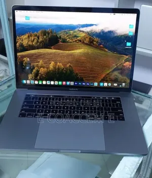New Laptop Apple MacBook 32GB Intel Core I9 SSD 512GB