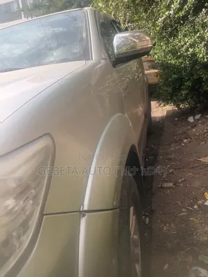 Toyota Hilux 2013 Silver