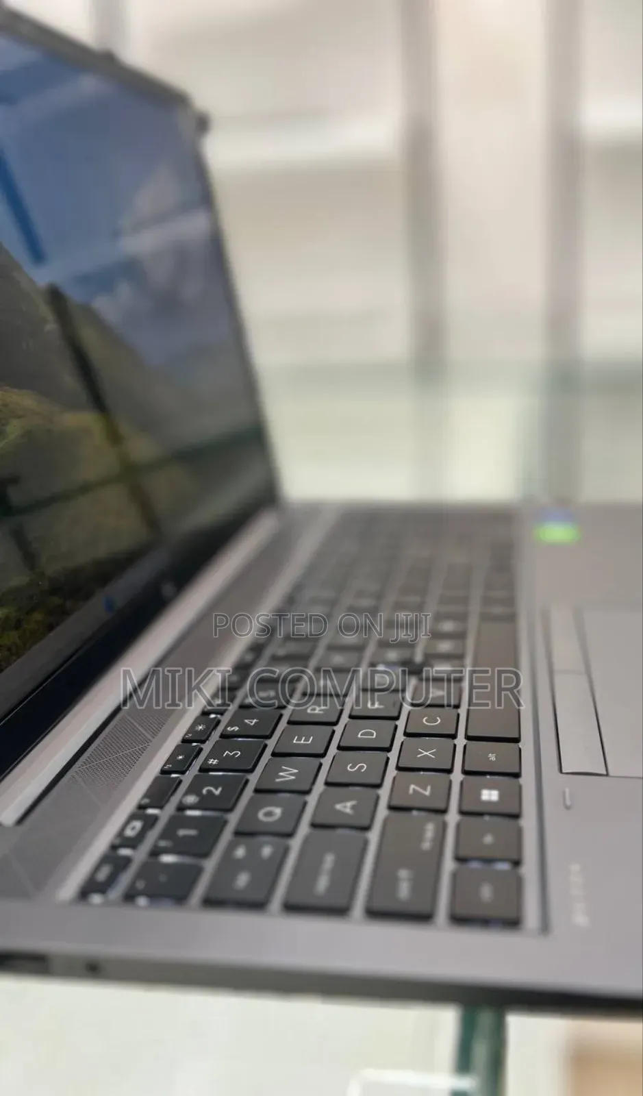 New Laptop HP ZBook 15u G5 16GB Intel Core I7 SSD 512GB