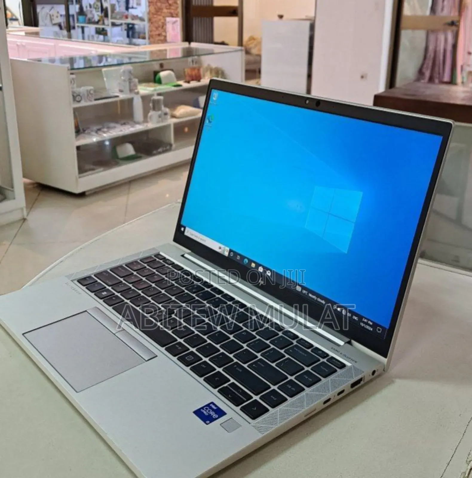 New Laptop HP EliteBook 840 G8 8GB Intel Core I5 SSD 512GB