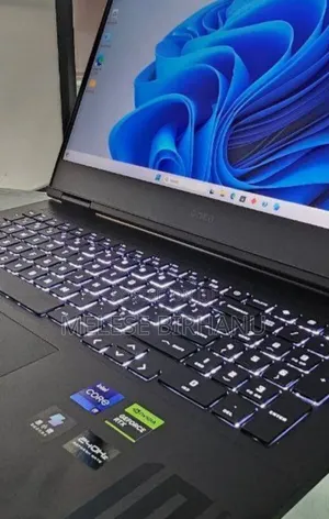 New Laptop HP Omen 15 16GB Intel Core I9 SSD 1T