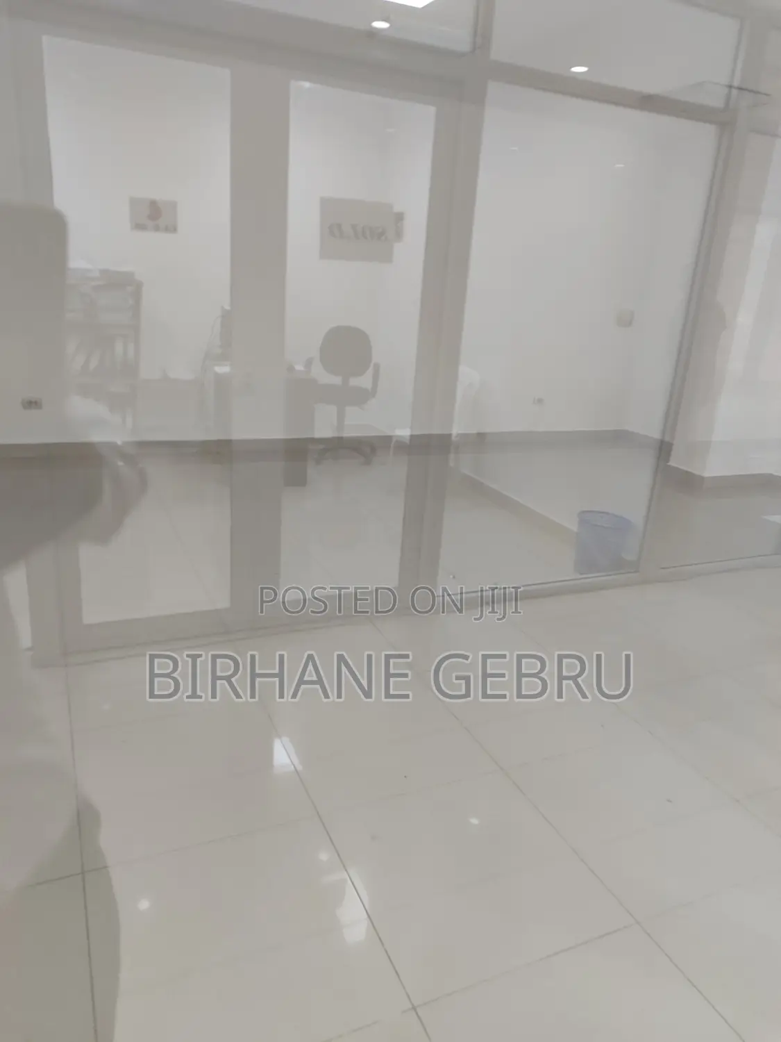 Luxury Apartiment Rent for Businees
