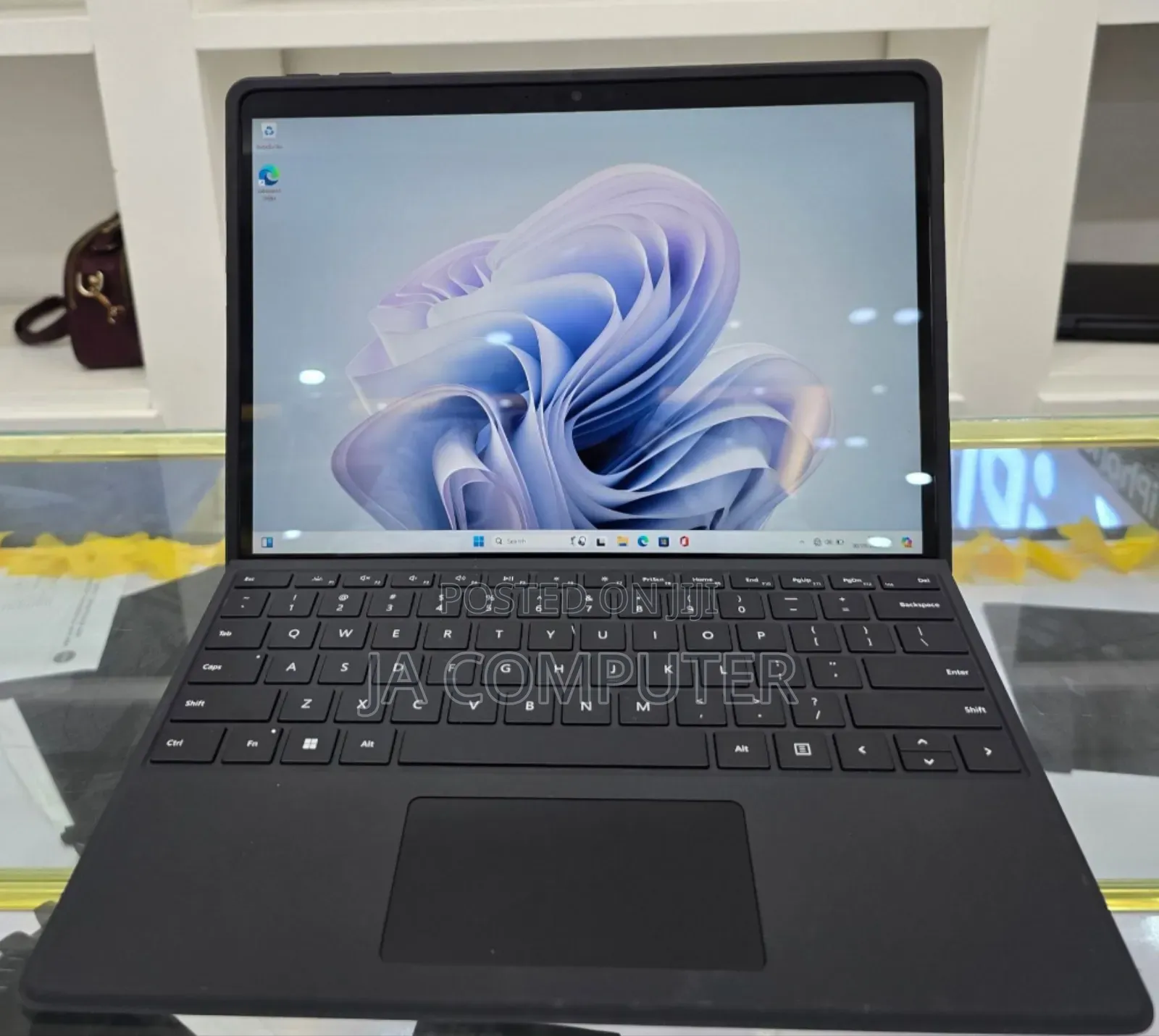 New Laptop Microsoft Surface Pro 9 32GB Intel Core I7 SSD 1T