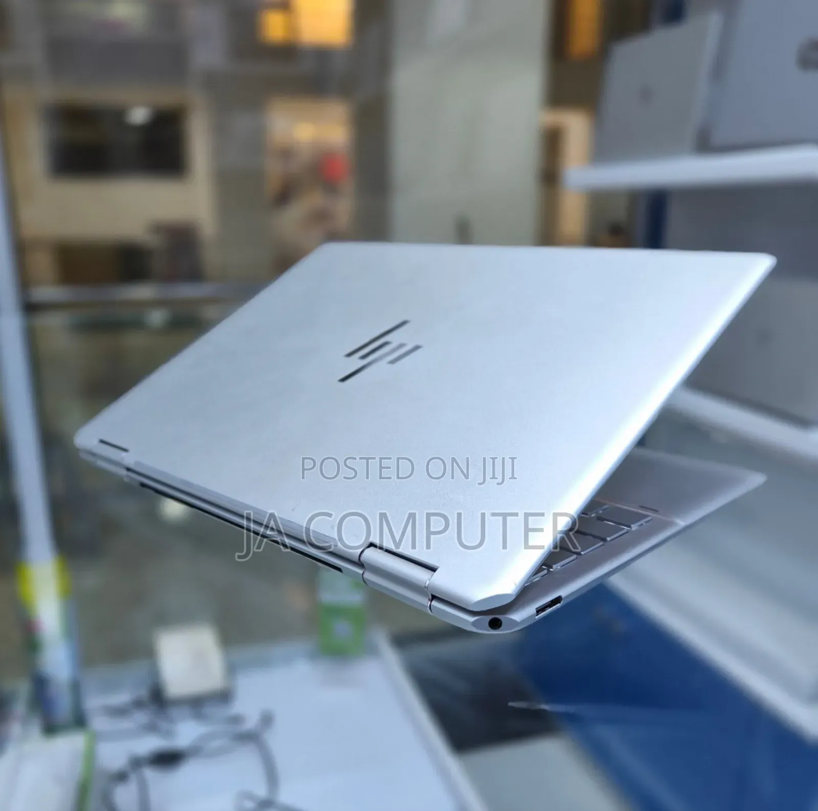 New Laptop HP Spectre 8GB Intel Core I5 SSD 512GB