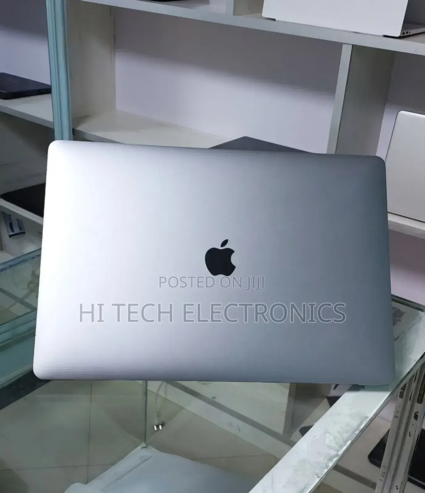 New Laptop Apple MacBook Pro 2019 32GB Intel Core I9 SSD 512GB