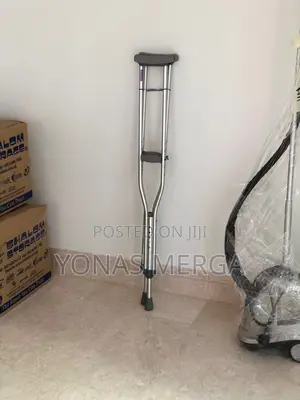 Auxiliary Crutches፬` ̇Crutches፪₷ Cranch፹‰Crunch፯฿ Crutches