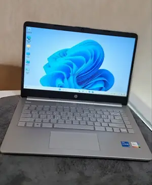 New Laptop HP Stream Notebook 8GB Intel Core I5 SSD 512GB