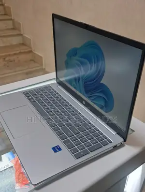 New Laptop HP Stream Notebook 8GB Intel Core I7 SSD 512GB