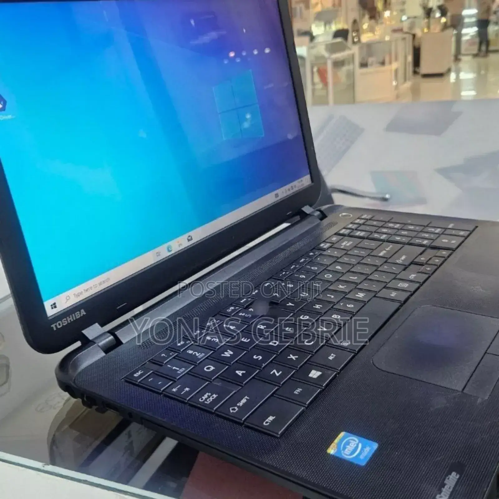 New Laptop Toshiba Satellite C55 4GB Intel Celeron SSD 128GB