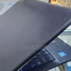 New Laptop Toshiba Satellite C55 4GB Intel Celeron SSD 128GB