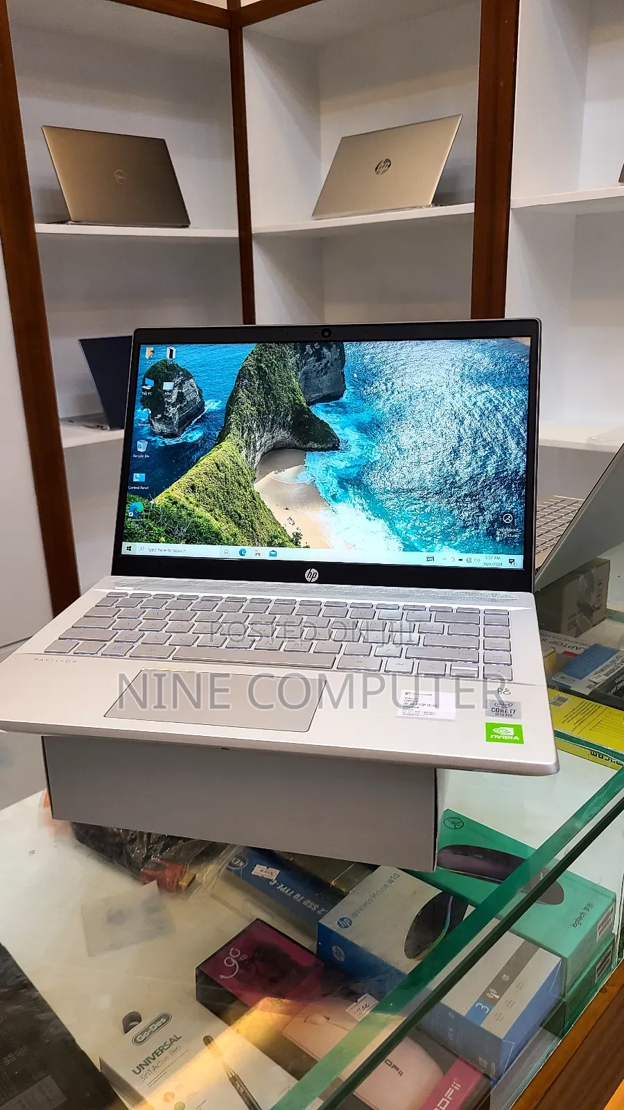 New Laptop HP 14z 16GB Intel Core I7 SSD 512GB