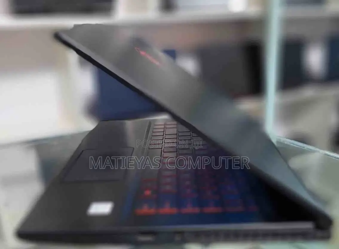 New Laptop MSI Katana GF66 16GB Intel Core I7 SSD 512GB